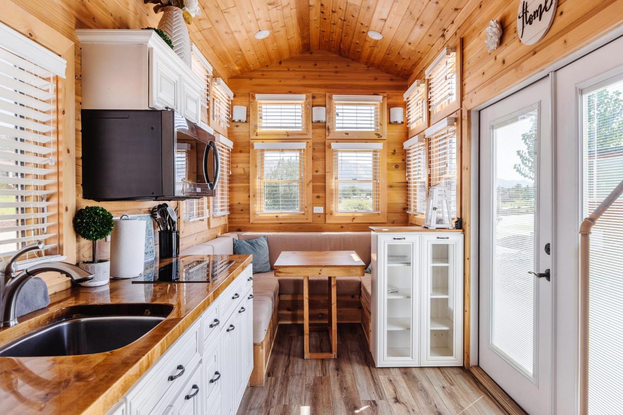 Desert Oasis Tiny Home Apple Valley Экстерьер фото